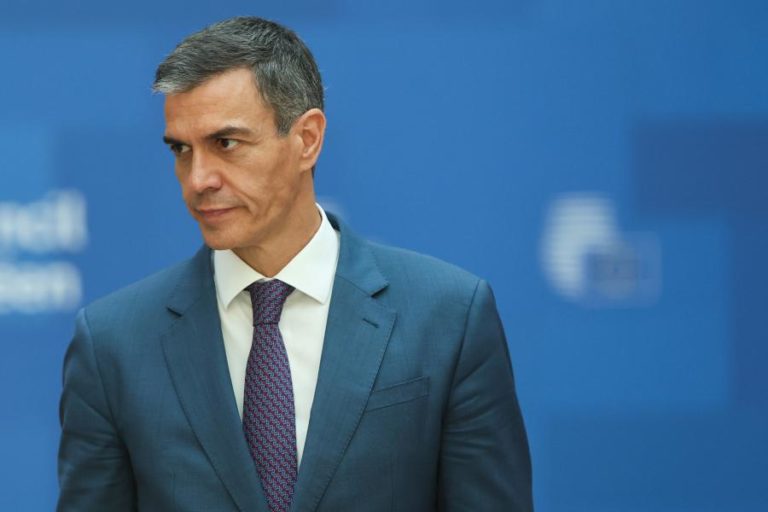 PM espanhol quer continuar a governar”apesar das pedras no caminho”