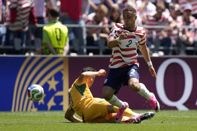 Estados Unidos batem Austrália e garantem já 16 avos de final do Mundial