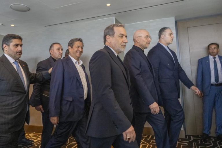 Irão vê memorando de entendimento como sinal de derrota dos EUA