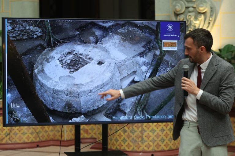 Descoberta estrutura ritual maia única com 2000 anos no norte da Guatemala