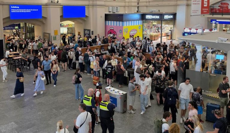 Tráfego ferroviário retomado na Alemanha após avaria nas comunicações