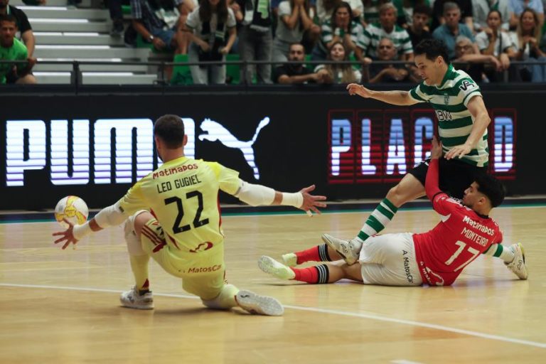 Sporting vence Benfica e leva final da Liga de futsal para a ‘negra’
