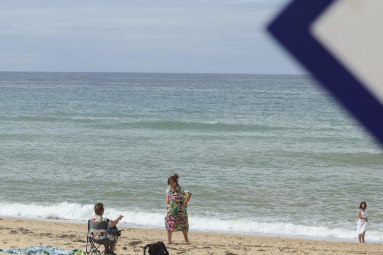 Temperatura do mar ao largo de Faro atingiu 26,1 graus Celsius