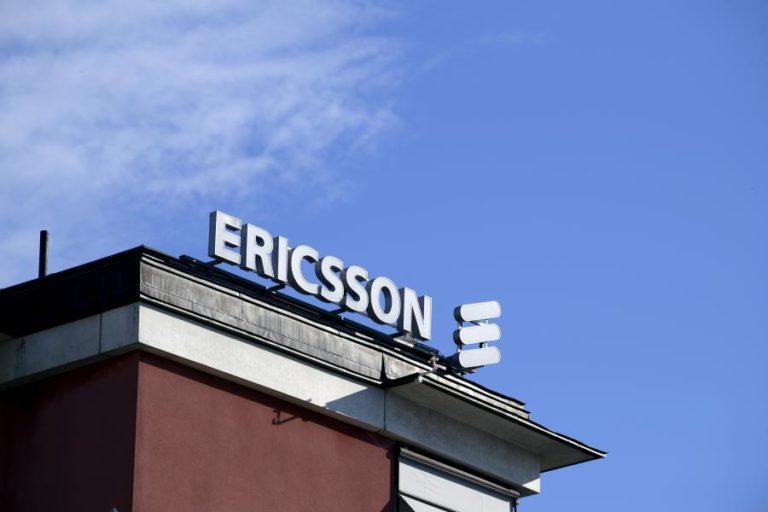 Lucro da sueca Ericsson cai 44% para 446 ME no primeiro semestre