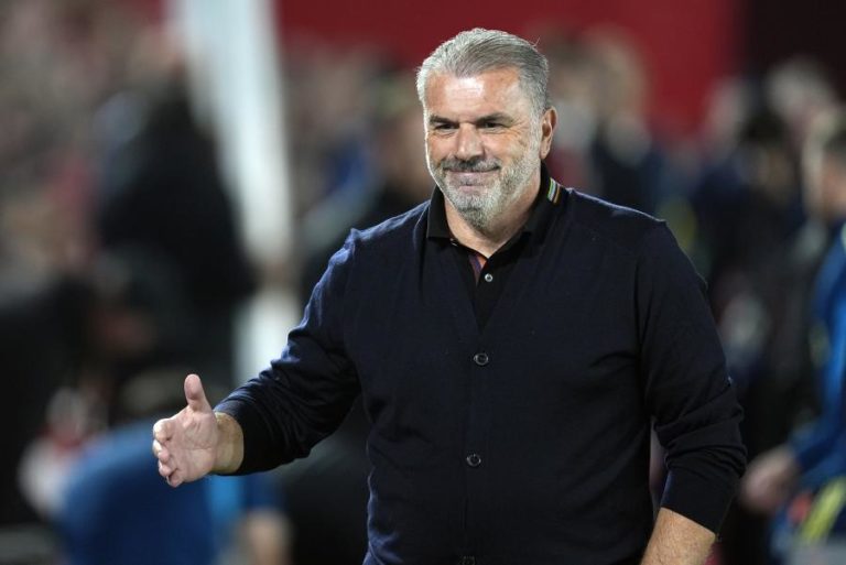 Postecoglou substitui Jorge Jesus no comando técnico do Al Nassr