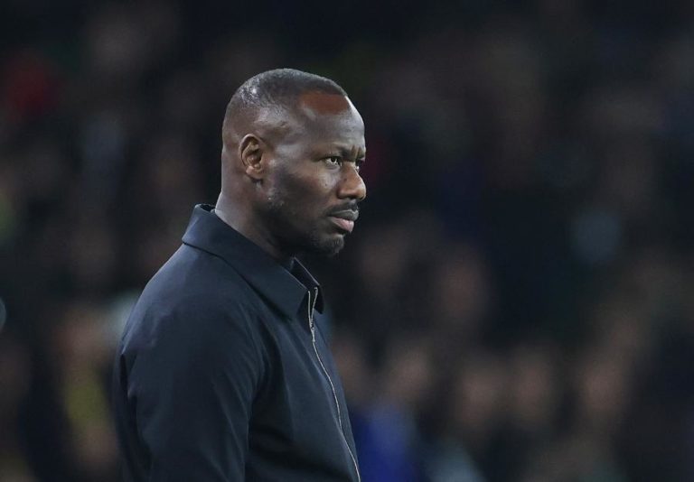 Senegal despede selecionador Pape Thiaw