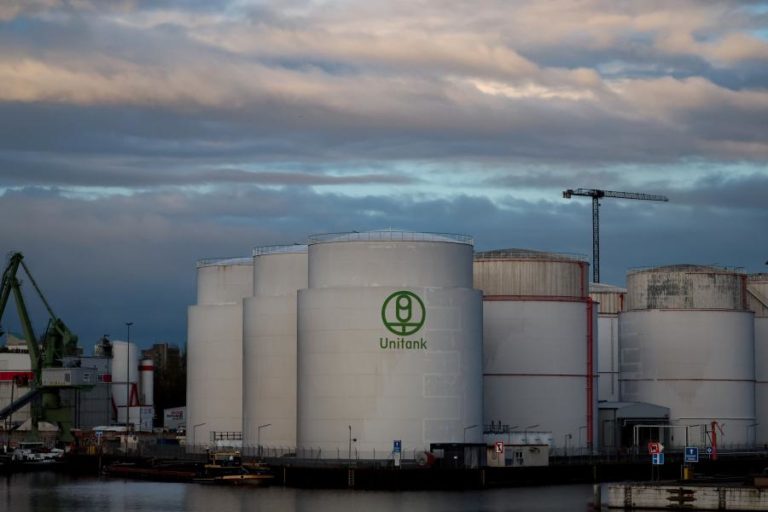 Cotação do Brent sobe 7,9% e volta aos 90 dólares com aumento das tensões no Médio Oriente
