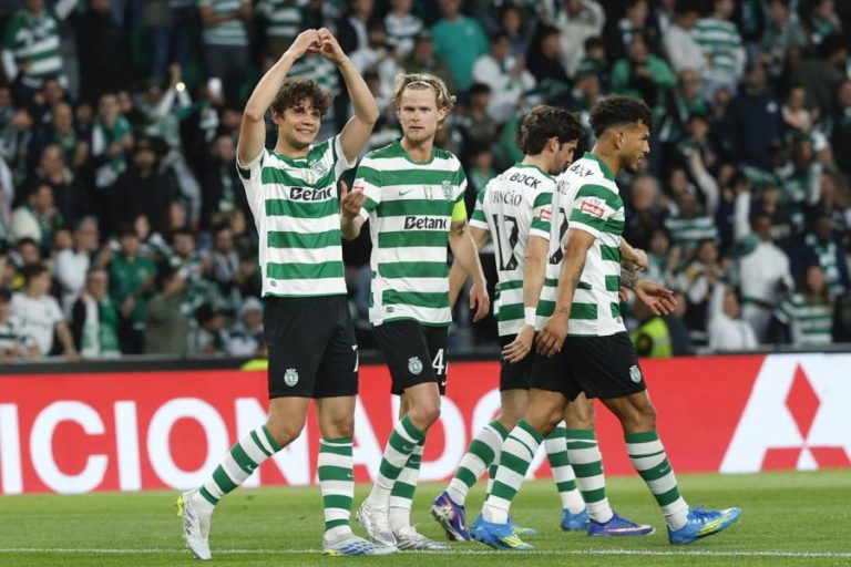 Defesa-central Eduardo Quaresma renova com Sporting até 2031