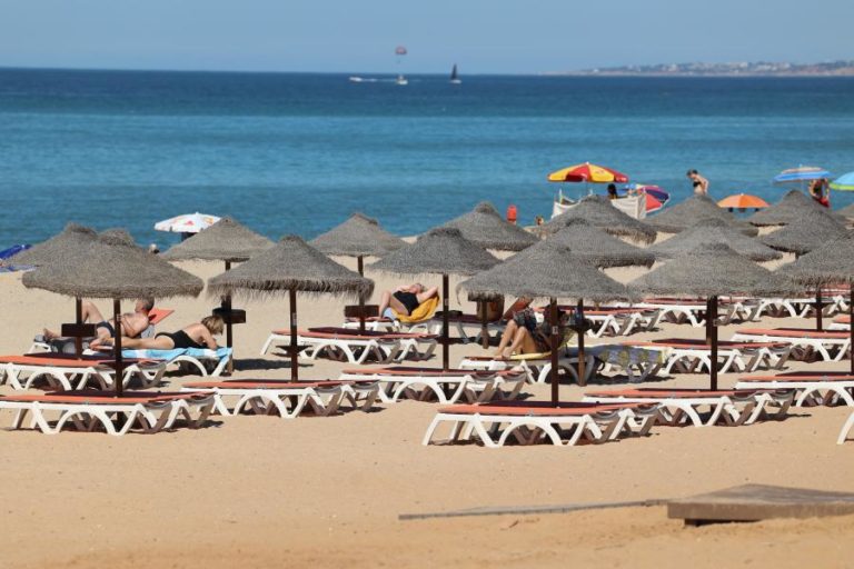 Portugal está entre destinos favorecidos pela alteração dos fluxos turísticos – McKinsey