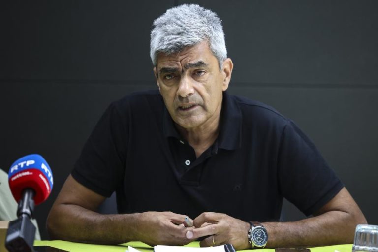 Fenprof acusa ministro de lançar “clima de suspeição” sobre professores