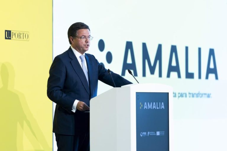 Governo quer contrariar tendência de importação de tecnologia crítica com Amália