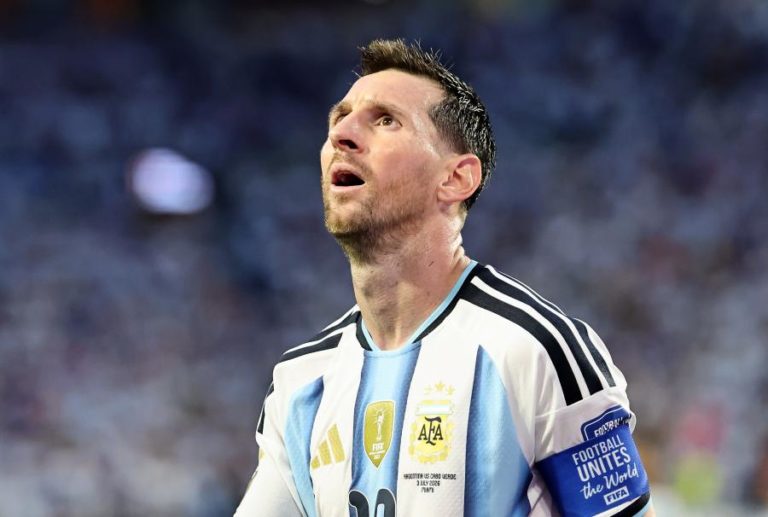 Messi chega aos 20 golos em Mundiais de futebol e fatura pelo oitavo jogo seguido