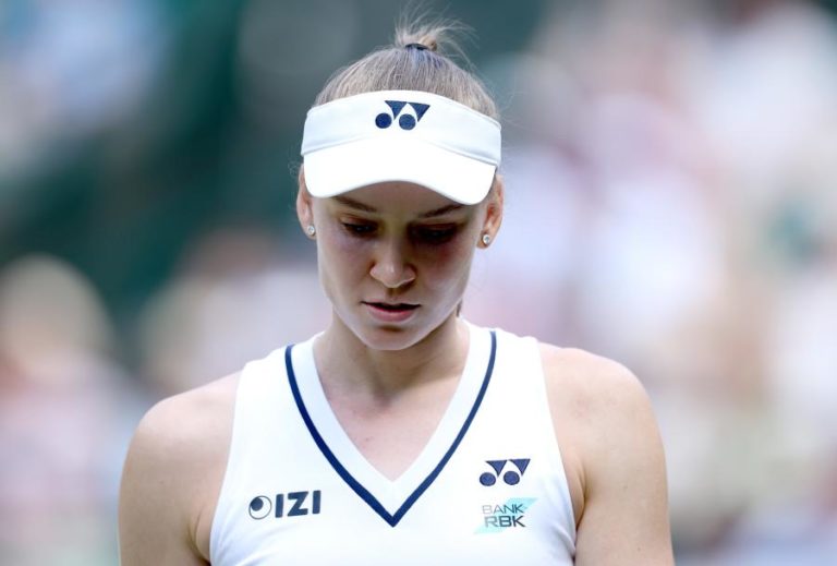Elena Rybakina, número dois mundial, eliminada na terceira ronda de WImbledon