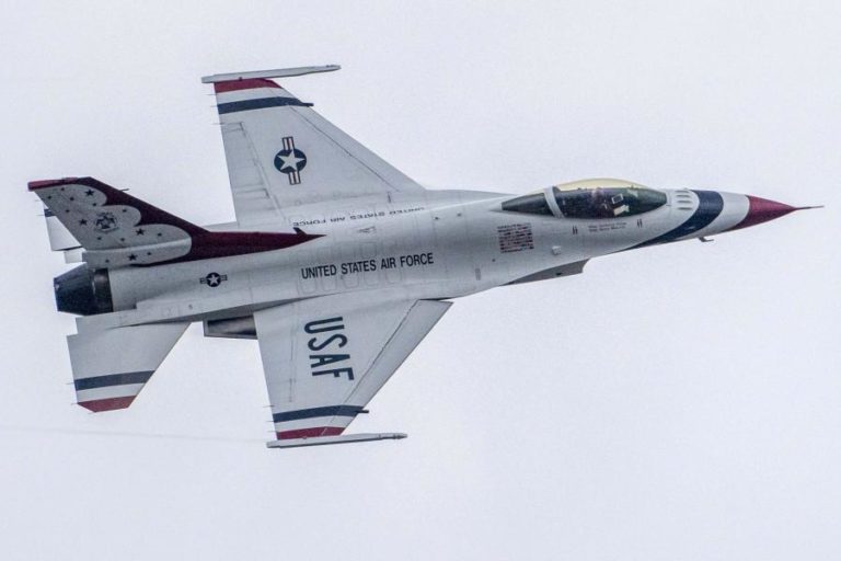 Exército dos Estados Unidos termina nova onda de ataques aéreos no Irão
