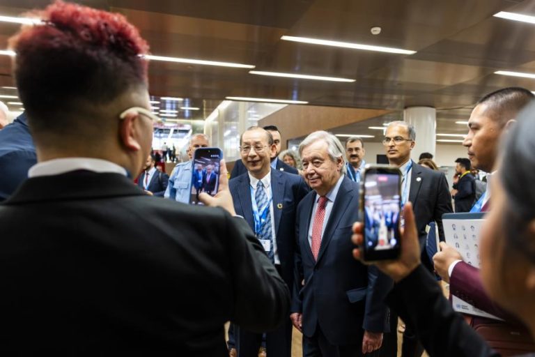 Guterres pede fim da exploração de recursos naturais sem retorno para produtores