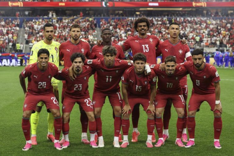 Portugal regressa a Lisboa já sem nove dos convocados