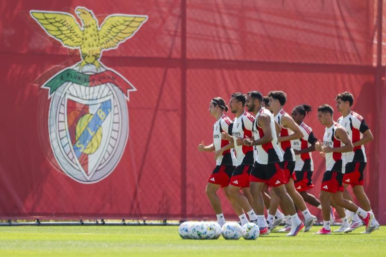 LE: Barreiro sem limitações e pode ser opção no Benfica frente ao St. Gallen