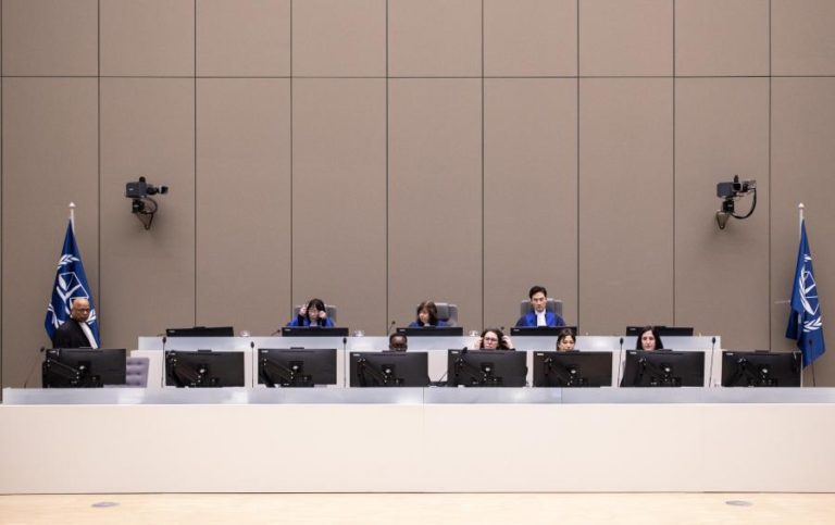 Presidente do Tribunal Penal Internacional pede apoio do Japão após ser alvo de sanções dos EUA