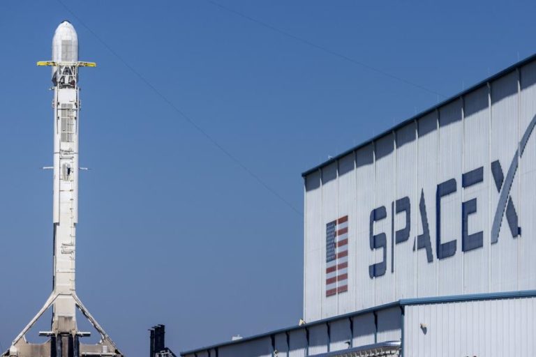 SpaceX reduziu perdas em 46% para 470 ME no segundo trimestre
