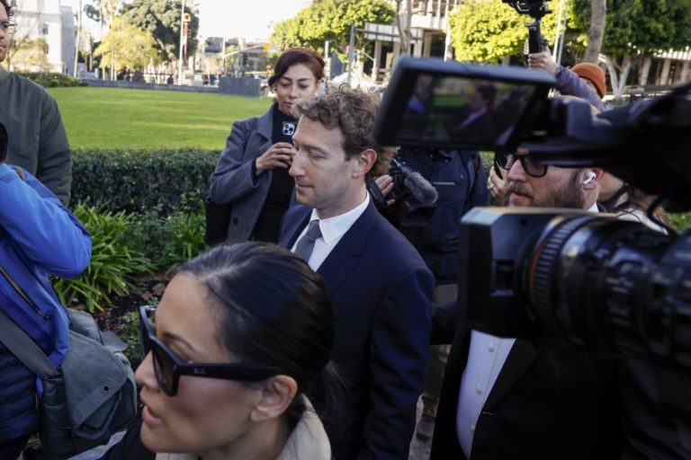 Mark Zuckerberg defende que maior risco da IA é a concentração do seu controlo