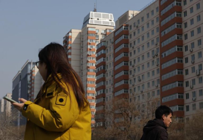 Casas em leilão aumentam quase 24% e pressionam mercado imobiliário chinês