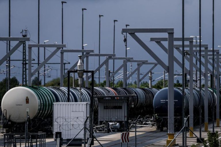 Cotação do Brent caiu 2,17%, atingindo os 86,66 dólares por barril