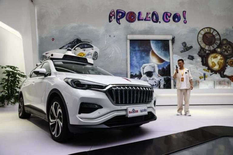 China prepara nova lei rodoviária com regras específicas para veículos autónomos