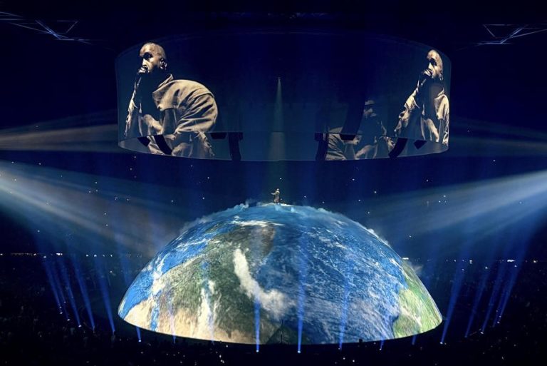 ‘Rapper’ Kanye West (Ye) atua hoje no Estádio do Algarve