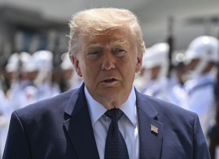 Trump vai denunciar jornalista da NBC por cobertura das eleições intercalares