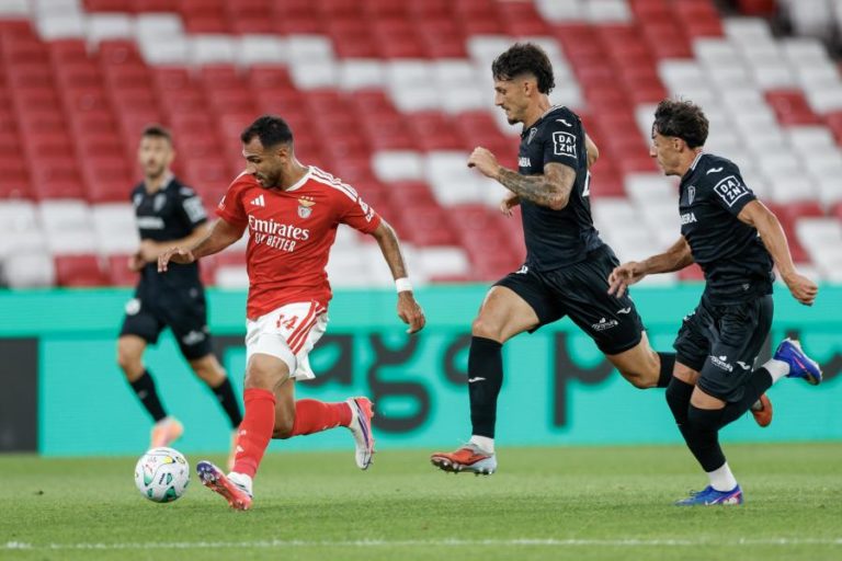 I Liga: Benfica desperdiça duas vantagens e empata 2-2 com o Académico de Viseu na Luz