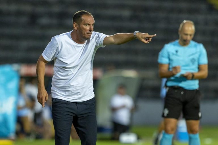 I Liga: Petit destaca crescimento do Santa Clara e promete equipa “focada” com Famalicão