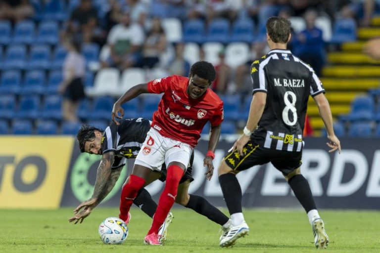 Santa Clara e Nacional empatam no encerramento da primeira jornada da I Liga
