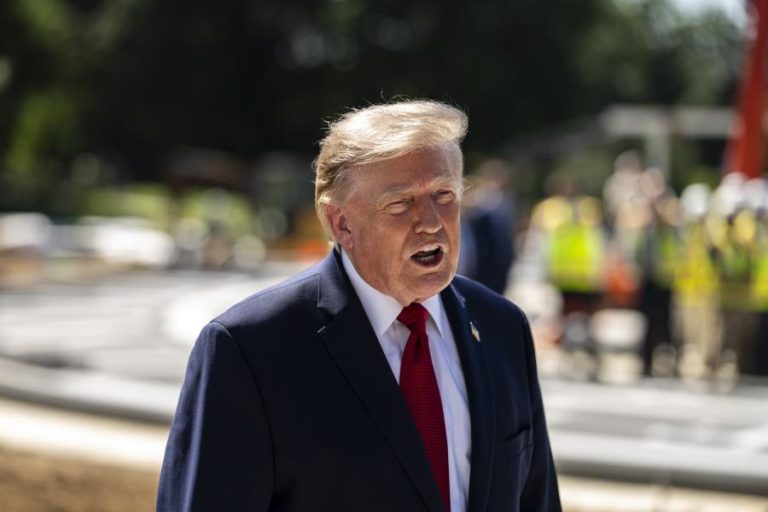 Trump desvaloriza deslocação “quase de rotina” de chefe da CIA a Moscovo