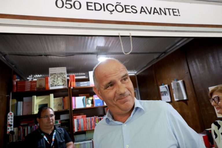 Raimundo pede ao PS para reconsiderar e acompanhar iniciativa do PCP sobre PSU