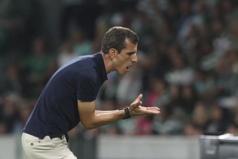 I Liga: Sérgio Ferreira quer Alverca focado em contrariar açorianos motivados