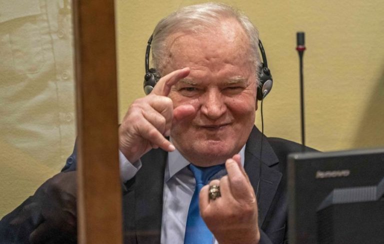 Morreu antigo líder militar de sérvios da Bósnia Ratko Mladic