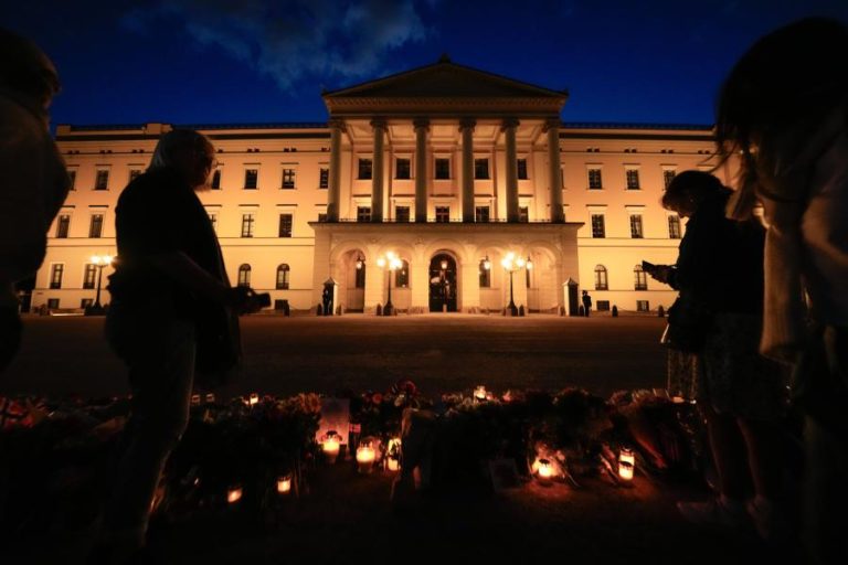 Palácio Real norueguês anuncia que rei Harald morreu