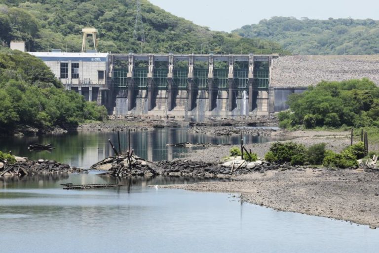 Governo do Equador declara alerta vermelho em todo o país devido ao El Niño