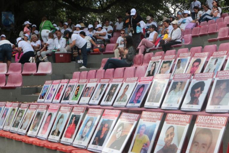 Pelo menos 137 mil pessoas desapareceram devido ao conflito armado na Colômbia desde 1921