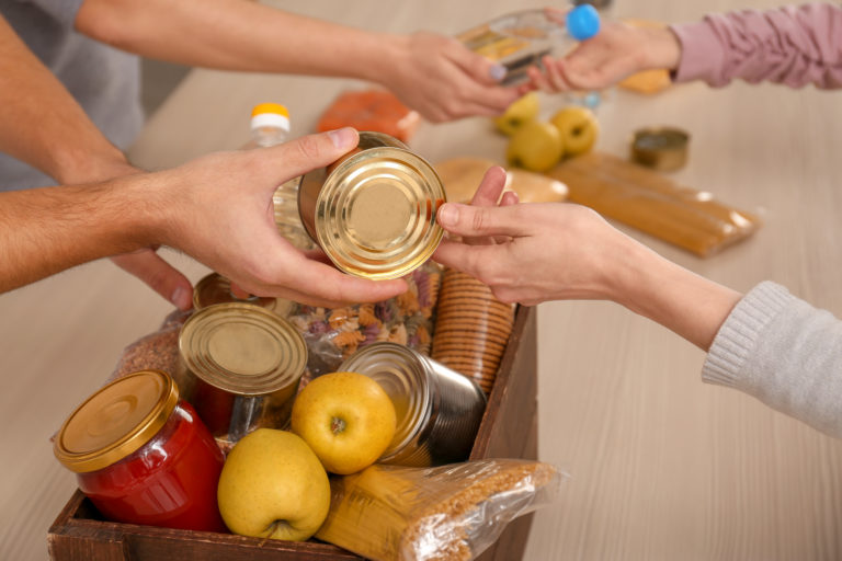Sai Dham Food Bank prevê mais procura com regresso às aulas