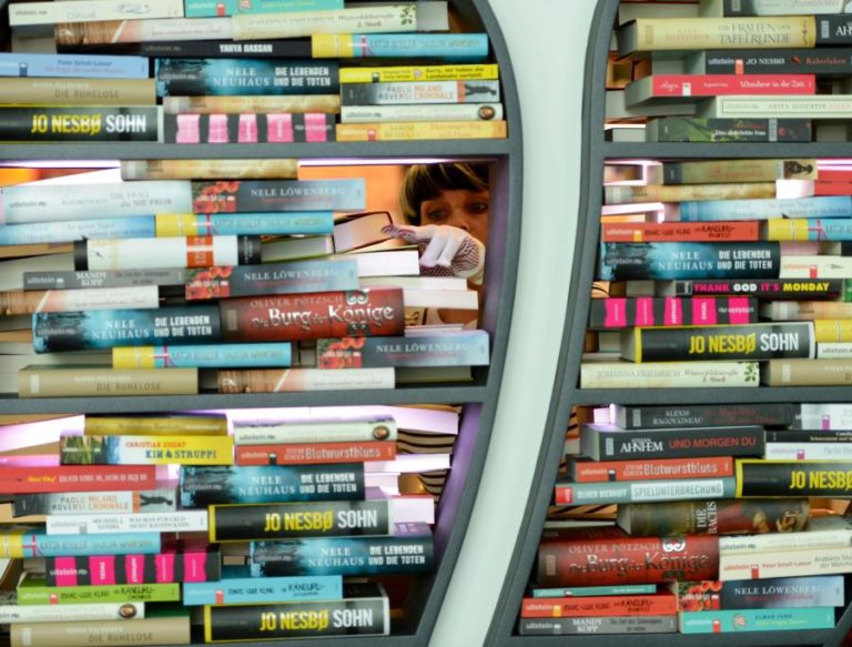 Lista de finalistas de prémio literário Booker 2026 inclui dois antigos vencedores