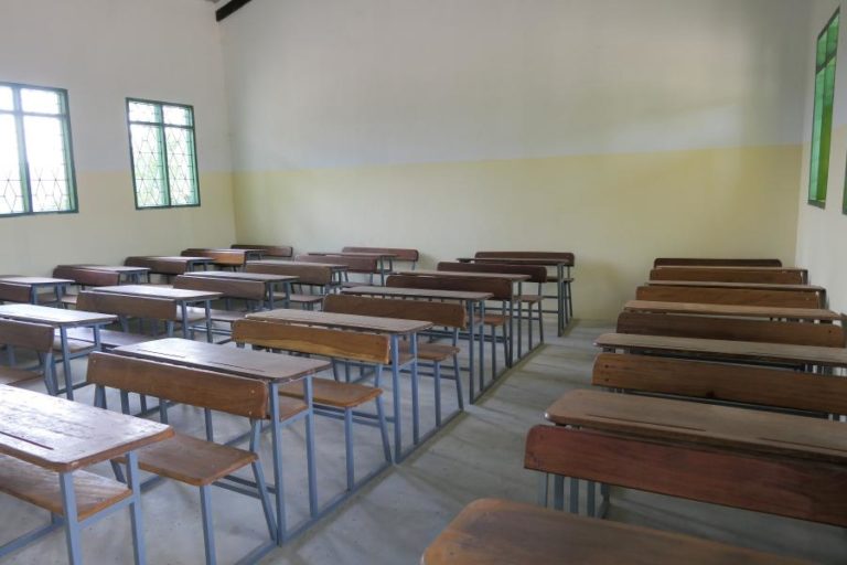 Encontro entre sindicato de professores angolanos e ministra da Educação sem avanços