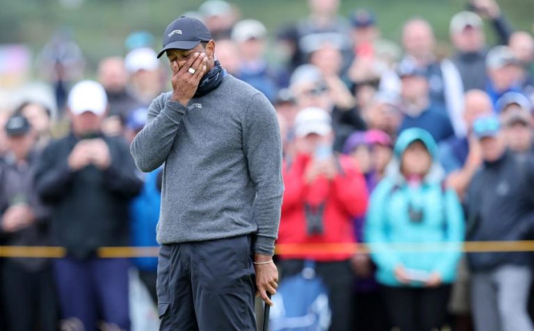 Tiger Woods assume culpa de condução perigosa e tem carta suspensa cinco anos