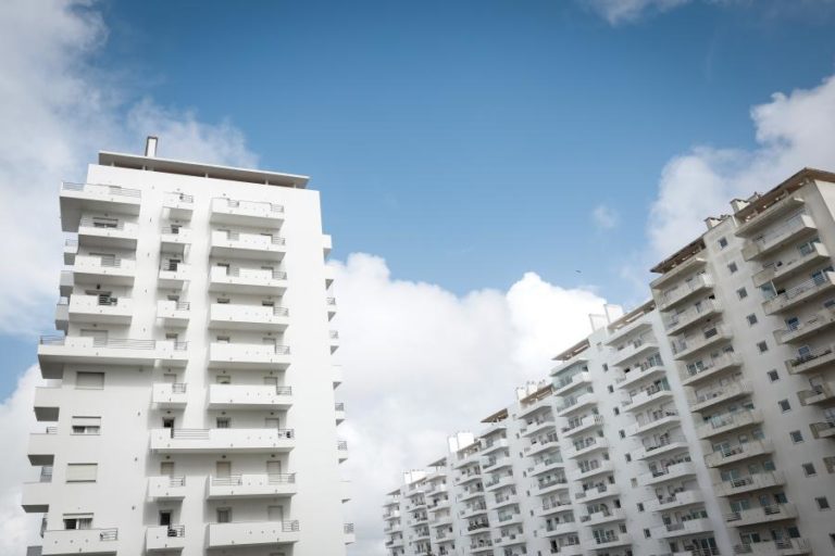 Taxas Euribor sobem a seis meses para novos máximos desde novembro de 2024