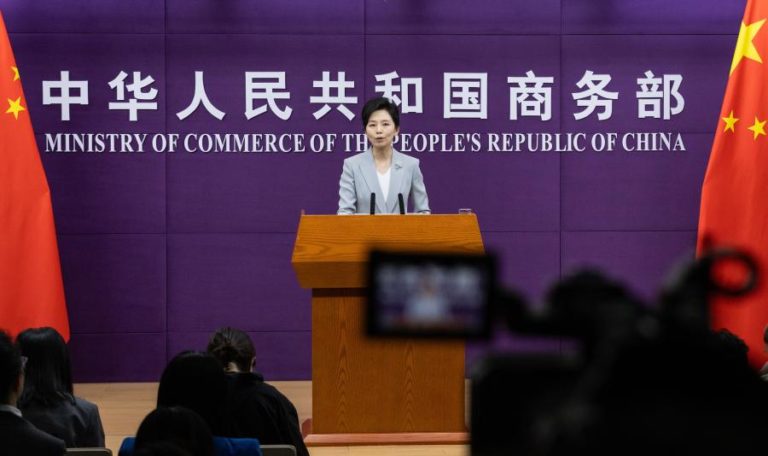 Japão avalia impacto de tarifas chinesas sobre químico essencial para ‘chips’