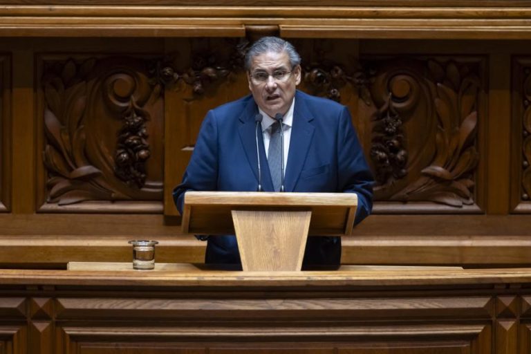 OE2027: Governo vai reunir-se com todos os partidos “no final do mês”