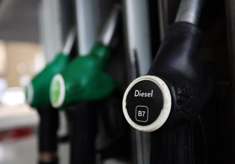 Gasóleo supera pela primeira vez os seis dólares por galão nos EUA
