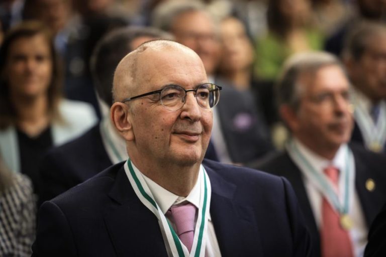 Antigo presidente da Câmara do Porto Nuno Cardoso morre aos 64 anos