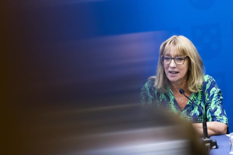 Ministra garante que suplemento de pensões não desequilibra contas públicas