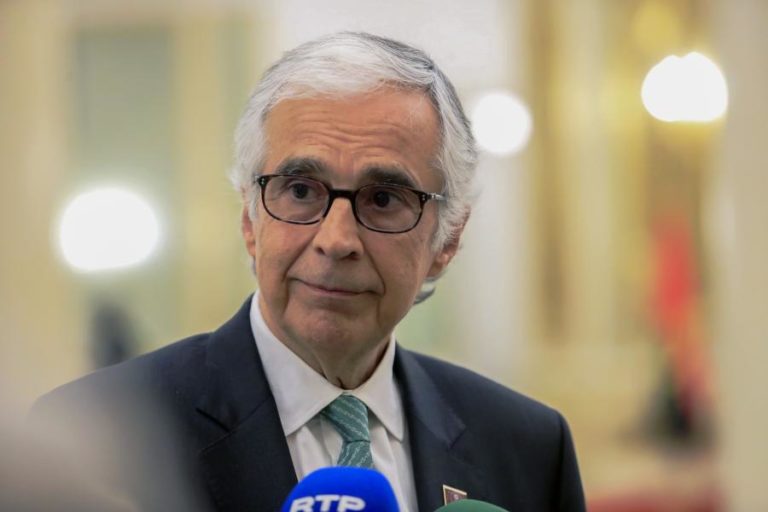 Aguiar-Branco rejeita admitir inquérito parlamentar pedido pelo Chega sobre Luís Neves